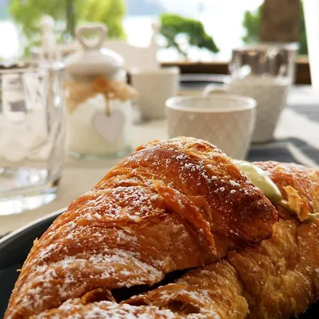 Edwige Frühstückspension 4*