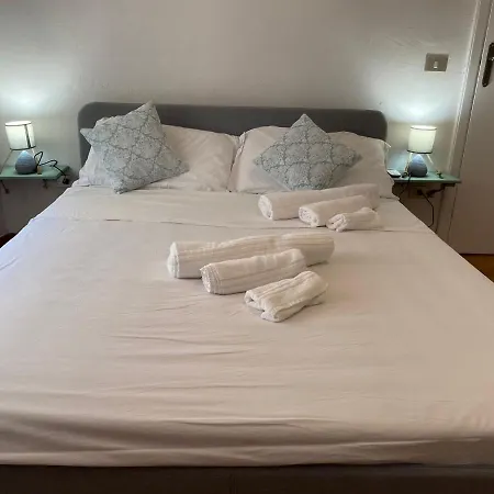 Edwige Frühstückspension 4*