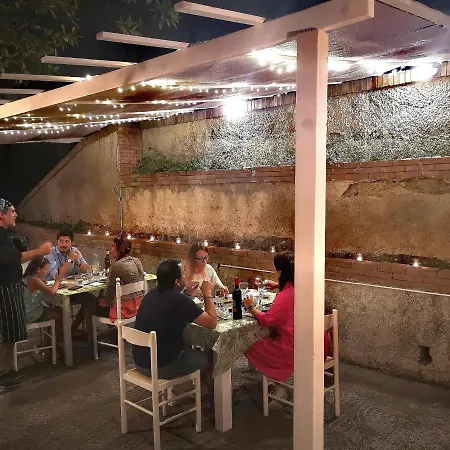 Edwige فندق مبيت وإفطار كاستيلاباتي