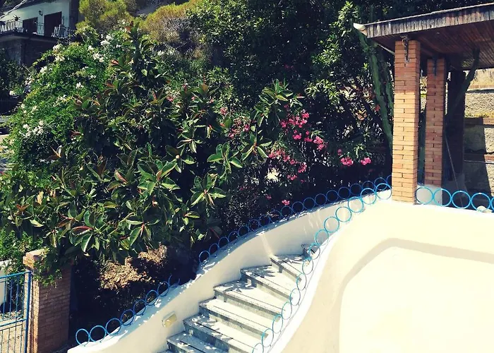 Edwige Alojamento de Acomodação e Pequeno-almoço 4*