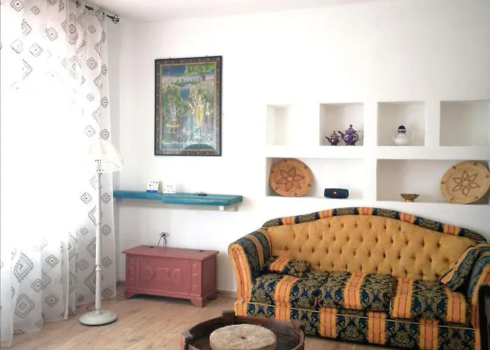 Alojamento de Acomodação e Pequeno-almoço Edwige 4*