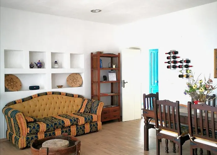 Alojamento de Acomodação e Pequeno-almoço Edwige 4*