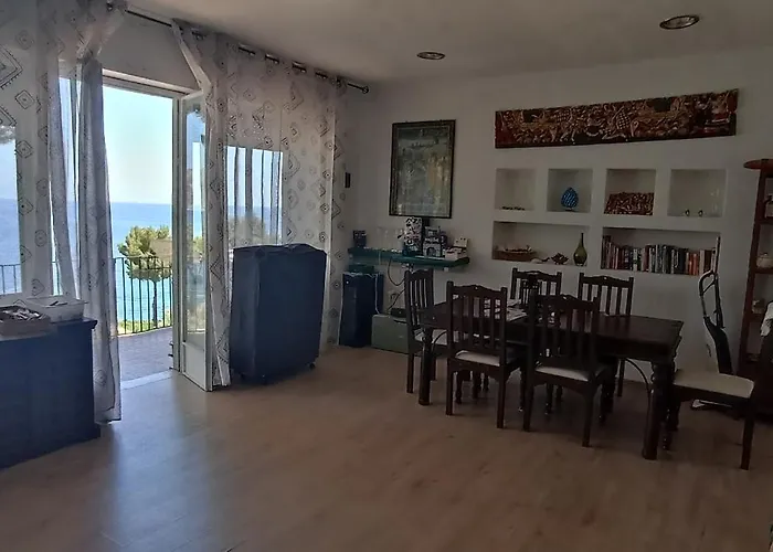 Edwige Alojamento de Acomodação e Pequeno-almoço Castellabate